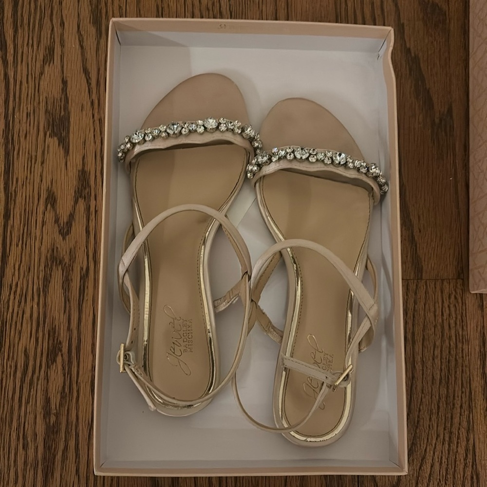 Jewel Badgley Mischka Osmond Crystal Slingback Sandal size 7